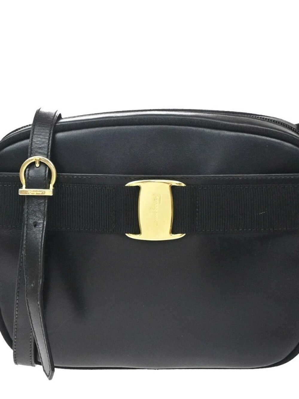 SALVATORE FERRAGAMO Logo Vara Shoulder Bag Leather Black GHW Italy 69KD742